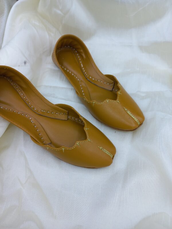 Mustard Pointed Ladies Khussa - Image 3